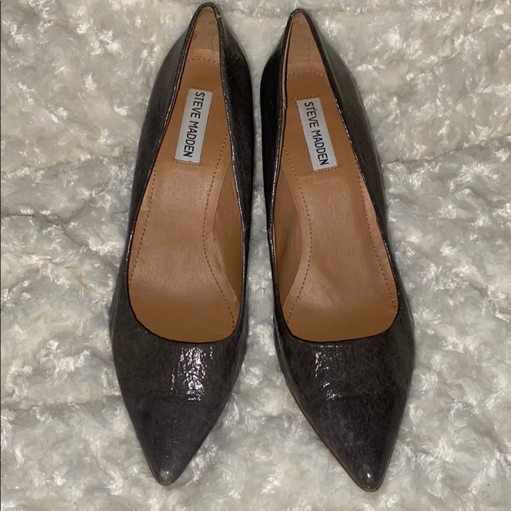Gray Steven Madden Pumps!